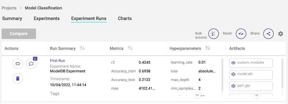 Figure 10.7 – ModelDB experimental run dashboard