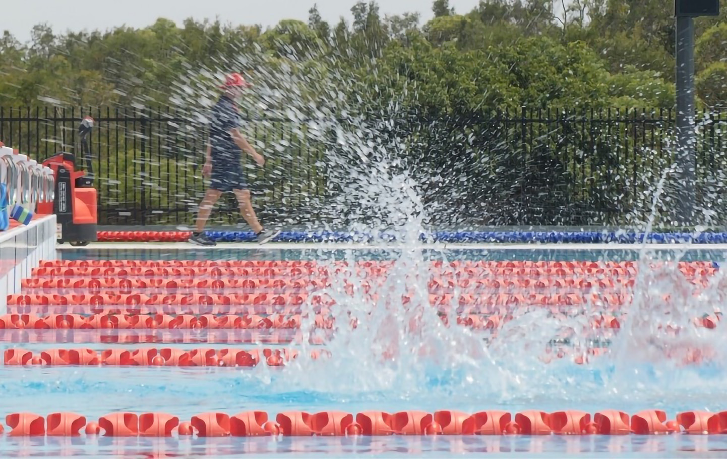 Figure 2.3: This splash (and, in fact, this whole shoot) was recorded at 50 fps to give slo-mo options