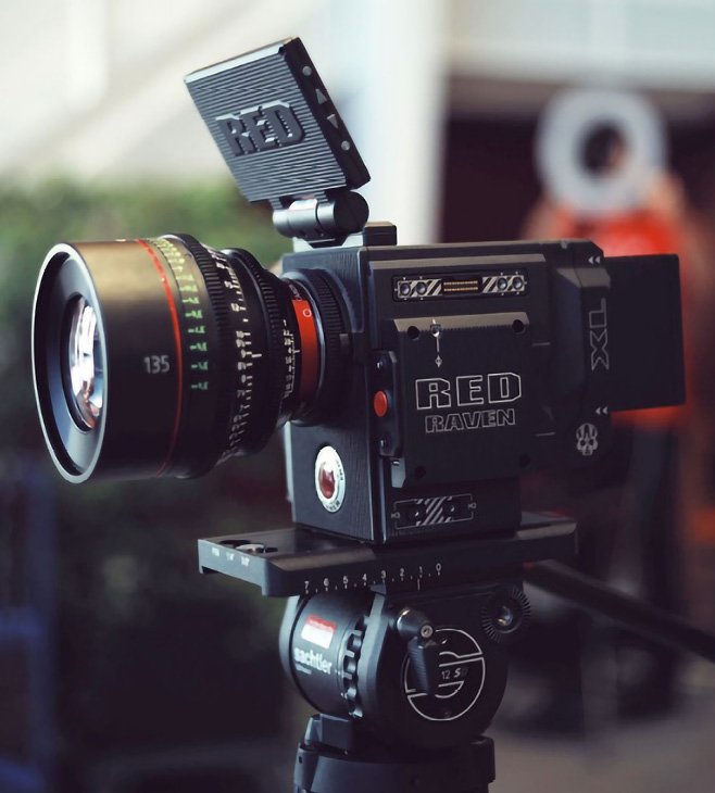 Figure 2.9: A photo of a RED RAVEN camera by Bruno Masseo via Pexels.com